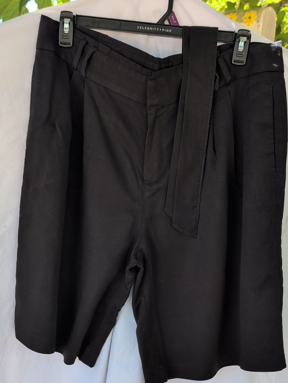 Celebrity Pink Women’s Black Belted Chinos